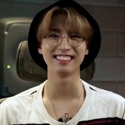 akirayang_aus's profile picture. ✿⁠ Akira ⁠♡ 
🇧🇷 any pronouns 📝
AUs & Fics ★
   ꒰  𔘓  ꒱

★★★★★ principal: @lovingyoon93