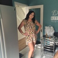 Laura (@onlymeand3) 's Twitter Profile