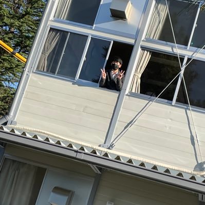 SHIFONCAKE_V's profile picture. しがない大学生ベーシスト/堀江晶太好き