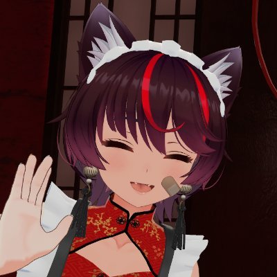 VRChatで常にはしゃいでる人
深夜に自撮りBotと化します
ヘッダーは自作ぬい