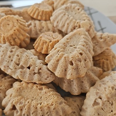 crckarije's profile picture. 