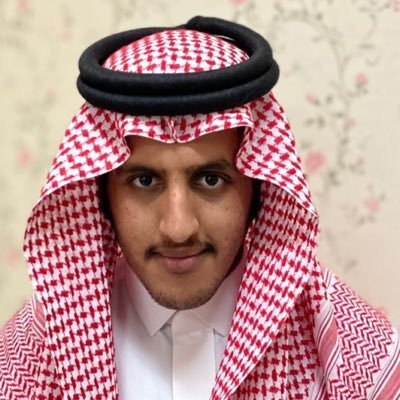 ولا احد يشبهني