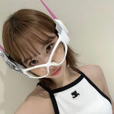 mostly about #KIMCHAEWON #LE_SSERAFIM + #IZ*ONE & #SEONGHWA