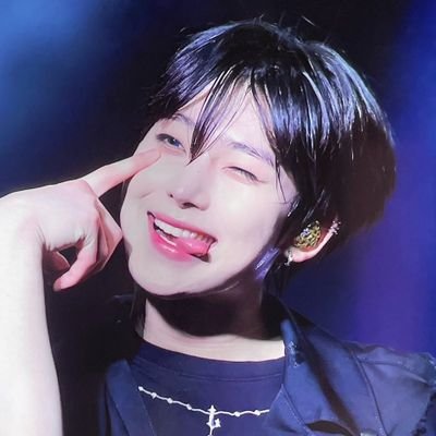 mintchoctea's profile picture. 24 | a year into rps, guess I have no excuses anymore