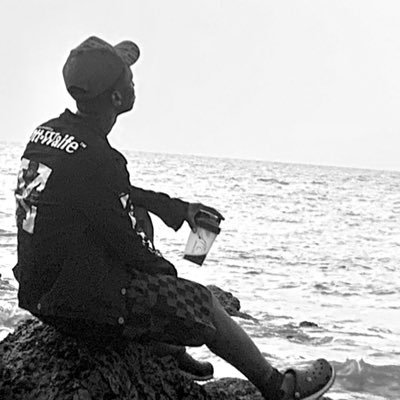 Dudia's le créateur des vidéos
Acteur/artiste . cinématique
#tiktok. @Facebook.@Instagram
#youtube
jeune Guinéen🇬🇳