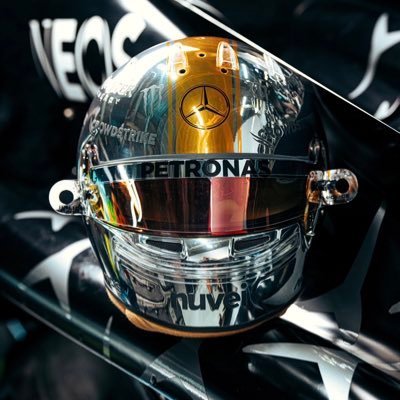 F1 Junkie | #TeamLH 🤙🏾 | #Messi 𓃵, #LH44 𓃵 , #VR46 𓃵, J. Cole & Central Cee Stan Account 🚀