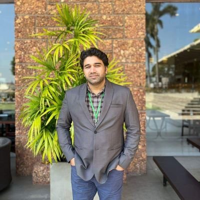 nasir_econ's profile picture. Professor of Economics @ibakarachi | Conflict, Health, Political Economy |  @ClarkUniversity @FulbrightPrgrm @PIDEpk @QAU_Official | Views personal