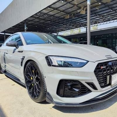 ggkkuyjfsgh's profile picture. 