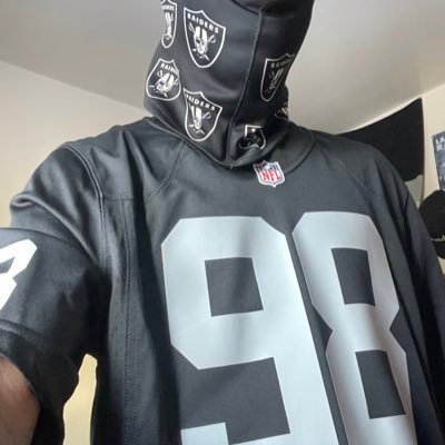 3 Time Superbowl Champion RAIDERS,17 Time Champz LALakers 🤟 SUB UP ⏬GOOD CALI VIBES ONLY‼ Raising awareness and positivity to be better as one💪🏻💪🏽💪🏿💯