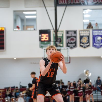 TJHS 24’ | Basketball | All-City | All-Conference | 6’5 | 185 | Iowa Impact AAU |Email: jdewaele967@cbcsd.org Film: https://t.co/iDitYU0OKk