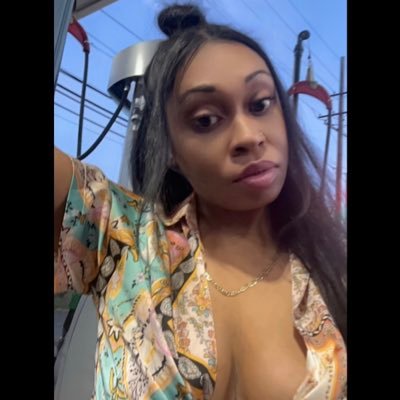 Jasminescharm's profile picture. Living and Loving Life