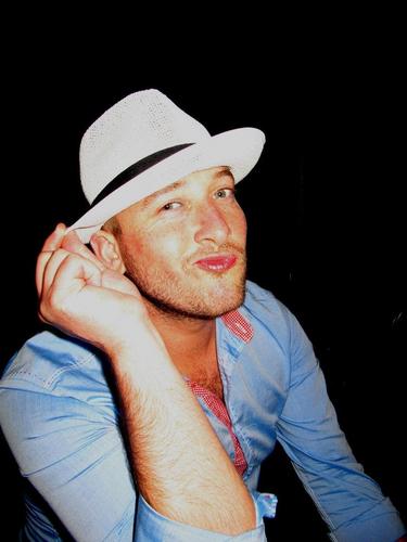 Douwevdleer's profile picture. Sonos | Talent Acquisition| Corporate Recruiter | Employer branding | ICT | Sales | Consumer Electronics | http://t.co/sTgCEDznWW