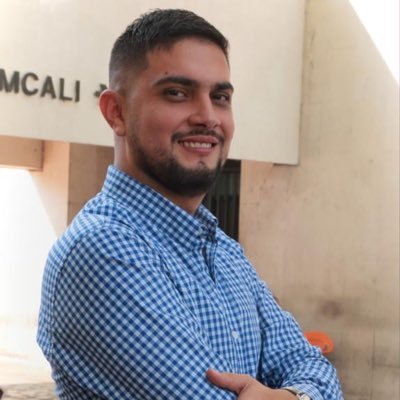 Caleño. Abogado de @ULibreCali .Especialista en Derecho Administrativo .