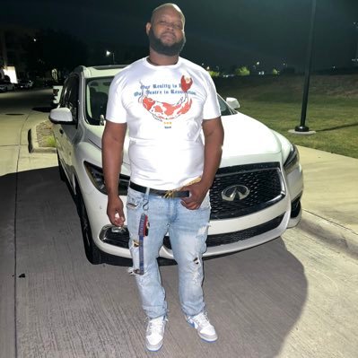 Yo BM favorite Big Nigga 🥰 6’4 330lbsB(D)SM 🤫🫴🏾510,CA ↘ 214,TX 💸Support Black Businesses 🤵🏾‍♂️🤵🏾‍♀️4way 🤘🏾🤚🏾 #RIPLILE