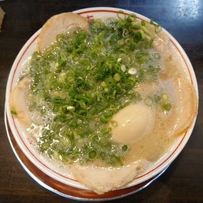 Fangzweinext's profile picture. シギャピーのムウはヘケヘケと言う噂です
もふもふに囲まれてモフみ度を測定するお仕事がしたいです
