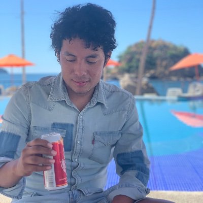 Vmanuelbm21's profile picture. Me gusta todo lo que tiene que ver con lo caótico y desmesurado el frenesí y la noche