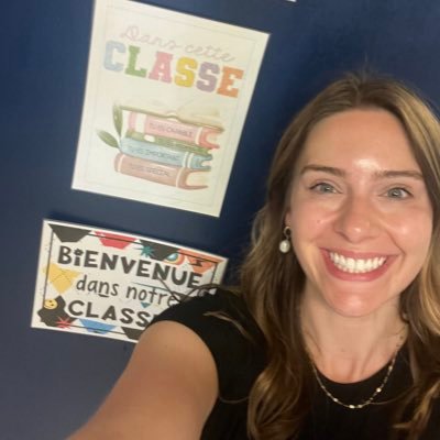 MmeCroke's profile picture. Teacher 🍎 BSW RSW • she/her