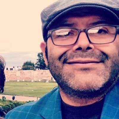 Trabajo en Secretaria de Turismo de Durango. Cortés, Amable, en ocasiones Orgulloso, pero egoísta nunca. Mi Familia lo más importante. Egresado de la UAD.