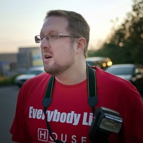 SerJJJ_ph51's profile picture. Мурманск-Кола, Живу в фотостудии, творю в фотошопе, смотрю NHL, пишу о чём думаю ) 18+