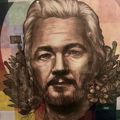 Back on Twitter to support Julian Assange @DEAcampaign AD @FluteTheatre 🇵🇸🇵🇸🇵🇸🇵🇸