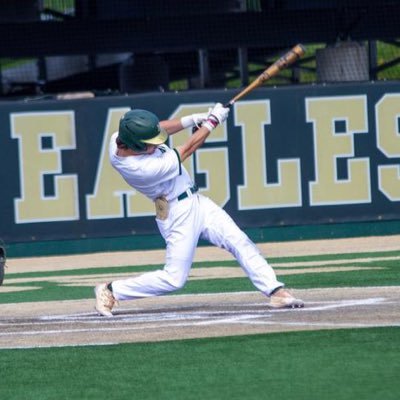 kac_215's profile picture. phillipians 4:13      @hussonbaseball