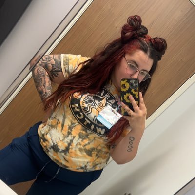 MarciStevens42's profile picture. life is short, make it sweet 🍬