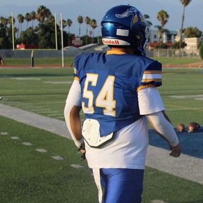 Garey High School Varisty Football 🦾OL/DL 5'11 245Lbs C/O '25 📚 2.3 GPA ❇️2023 Miramonte All League Honorable Mention Personal Email:maxmorales468@gmail.com