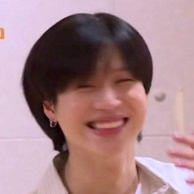 daily dose of smiley taemin to make your day brighter