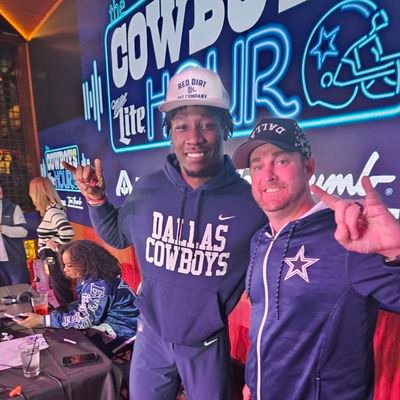 Owner at Tex's Lone Star BBQ

From Irving, Tx

 #CowboysNation #TOLO #DallasCowboys