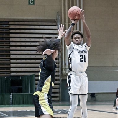 HVCC MBB #21 6’3ft 180lbs