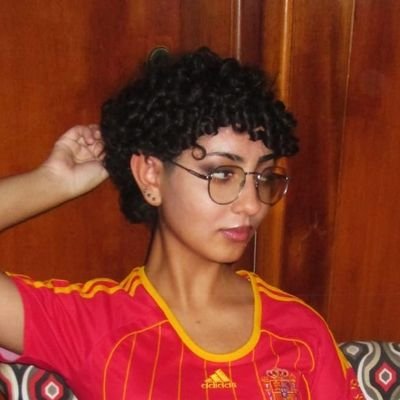 HeloPegueiNele Profile Picture