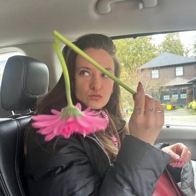 emillionada's profile picture. poet and writer ~ Hemorrhaging Want & Water (perennial press 2023)