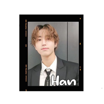 {— 𝑹𝒐𝒍𝒆𝒑𝒍𝒂𝒚𝒆𝒓 𝑷𝒖𝒓𝒑𝒐𝒔𝒆𝒔 —} his pride lie in his great achievement by his intelligence in the field of rap, 그녀는 태어났다 2OOO년 O9월 14일, Han Jisung.