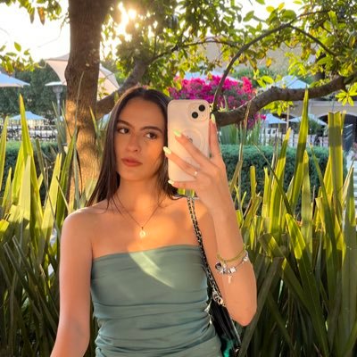 andreaahgue's profile picture. 