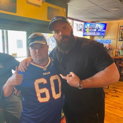 zachbaase's profile picture. #billsmafia MWSU alumni,  co-host of @KCBillsPod
