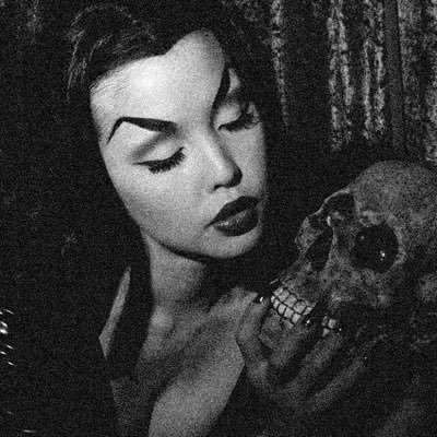 cupnoodles23's profile picture. latino x bis*xual x fat x stupid x yearning 🔻