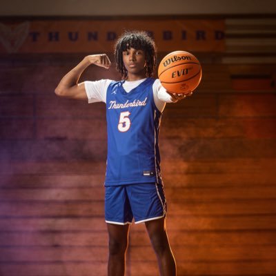 6”1 G | 17 yrs | 2025 | Thunderbird hs🗡️|#5 | AZRunninRebels 17u gold | IG @kellendagreat |