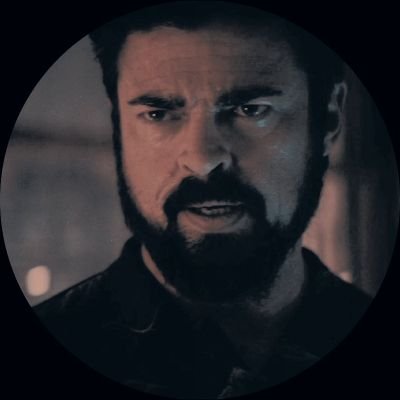 V1: Teleportation Magic, Witch / V2: Human, Assassin ||#ParodyAccount || OC/MV/MC friendly. writer: 30+