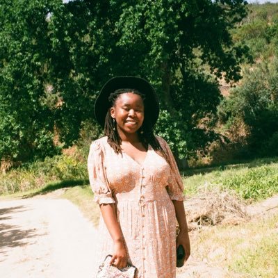 laskaharford's profile picture. if anyone asks im eating my youth