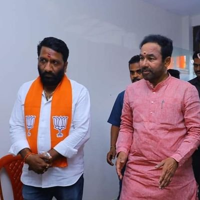 gmadhukarr18363's profile picture. 