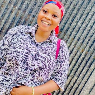 sweet_reginaa's profile picture. 