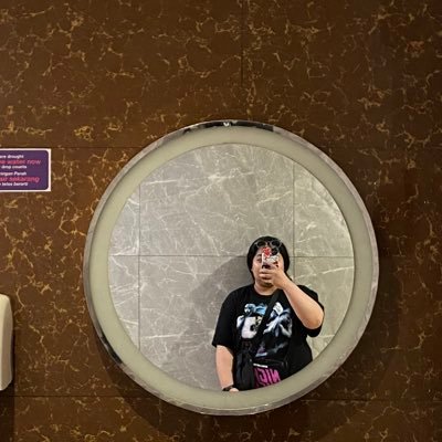 se12ahluu's profile picture. singgaki liat liat..