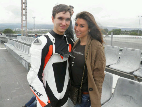 nuriagilca's profile picture. 26FF80DB