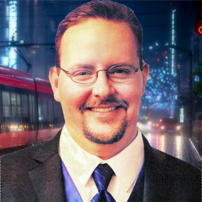 Computer engineer, mathematician, developer, artist, community manager § Founder, @SolarianClan § Social Media Manager, @WTFIXur