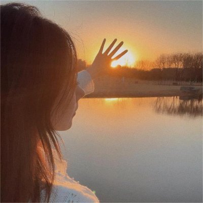 Tokio11056462's profile picture. Love is a game that two can play and both win.