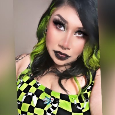 ZombJess Profile Picture