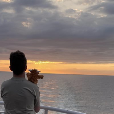 NuclaXx's profile picture. J'aime les Telecom et la tech 🚀👨🏻‍💻
OnePlus 10T et Pixel 9 sur le réseau Bouygues et SFR (bientôt Free👀)