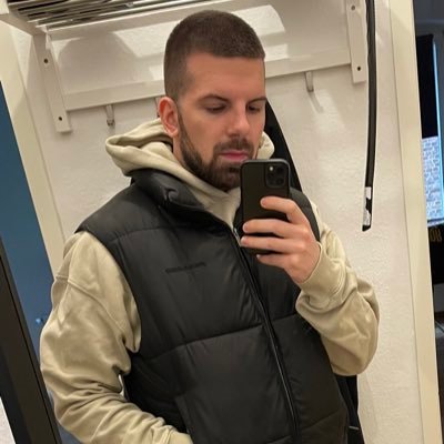 tobias_zsk's profile picture. 