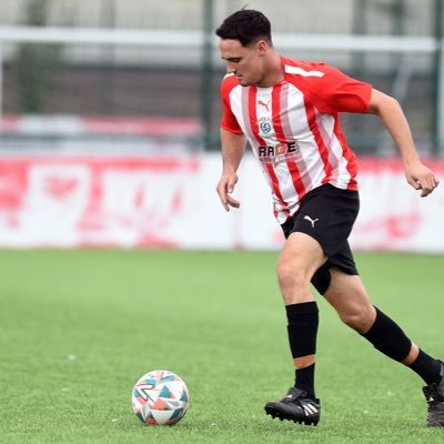 ccusack_'s profile picture. bluebirds