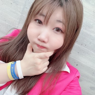 燃えこれ学園(@moecoregakuen)アラフォーアイドル。身長171cm。リプ気まぐれ。DM禁止。アカウント事務所管理。兵庫県明石市出身。あひるのペックル、ポチャッコ、ポムポムプリン好き。村上マヨネーズ、有吉反省会出ました。熊野はるってこんな人→#あなたにとっての熊野はる